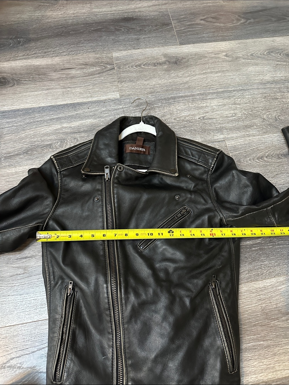 Vintage Black Leather Danier Biker Jacket - Picture 4 of 12